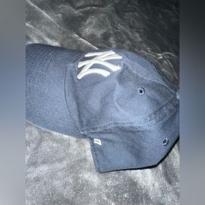 Urban outfitters Yankees baseball cap